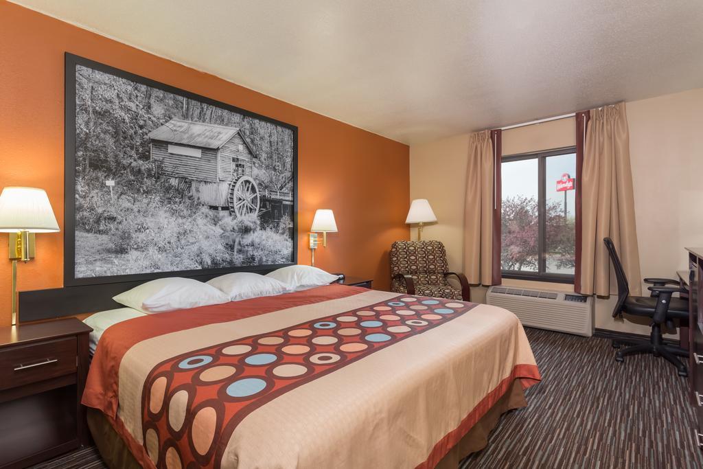 Hotel Super 8 By Wyndham Germantown/Milwaukee Exterior foto